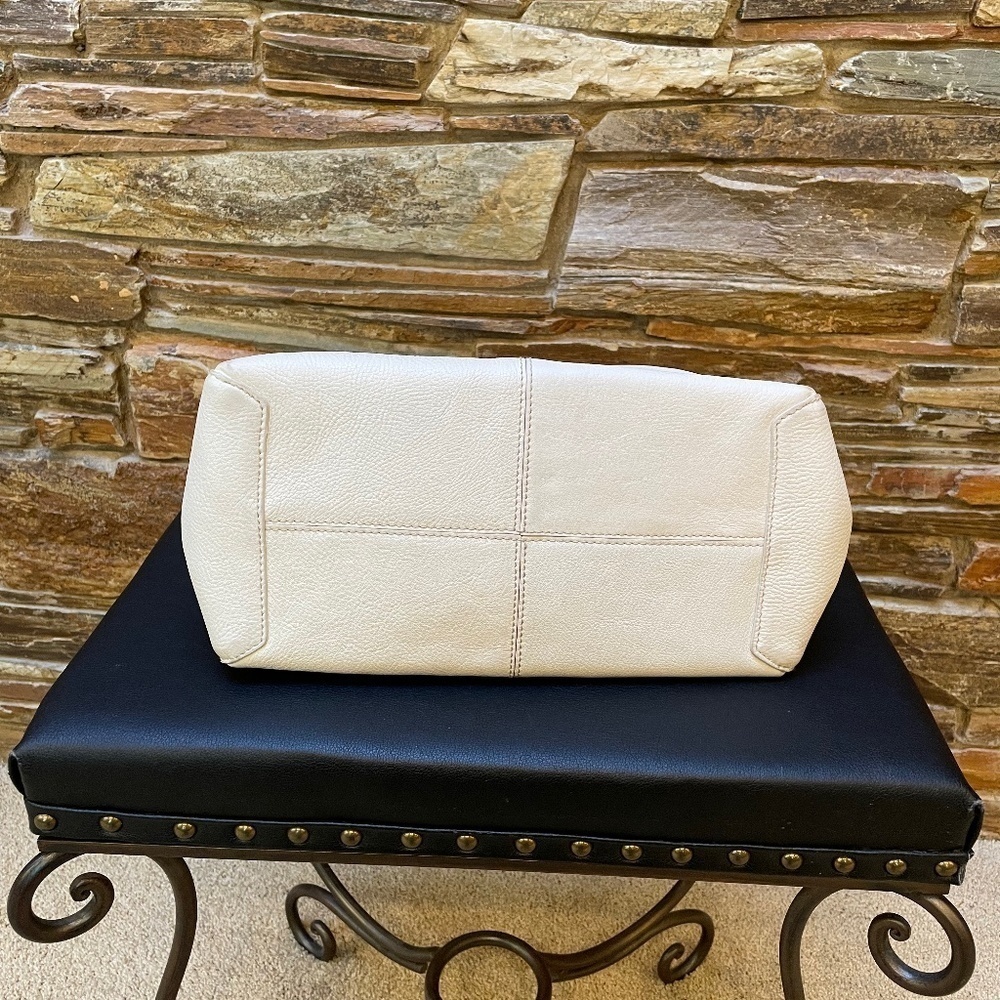 Kate Spade Ivory Leather Shoulder Bag - Picture 5 of 7